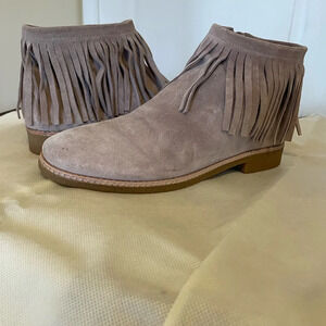 Kate Spade New York Suede Fringe Ankle Boots Sz 10.5
Beige